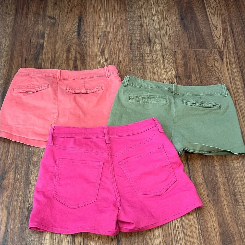 Old Navy Women's Shorts Bundle- Coral, Olive, Fuchsia - Picture 5 of 5